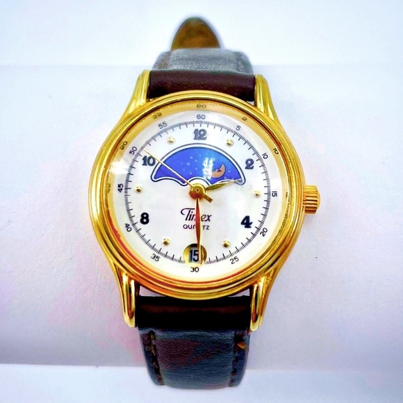 Vintage Timex Sun & Moon Phase Day Date Complication Gold Plated Women’s Watch - Picture 2 of 5